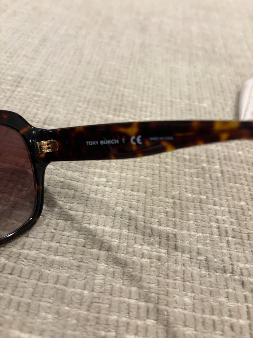 Tory Burch Tortoiseshell Square Sunglasses - Brown